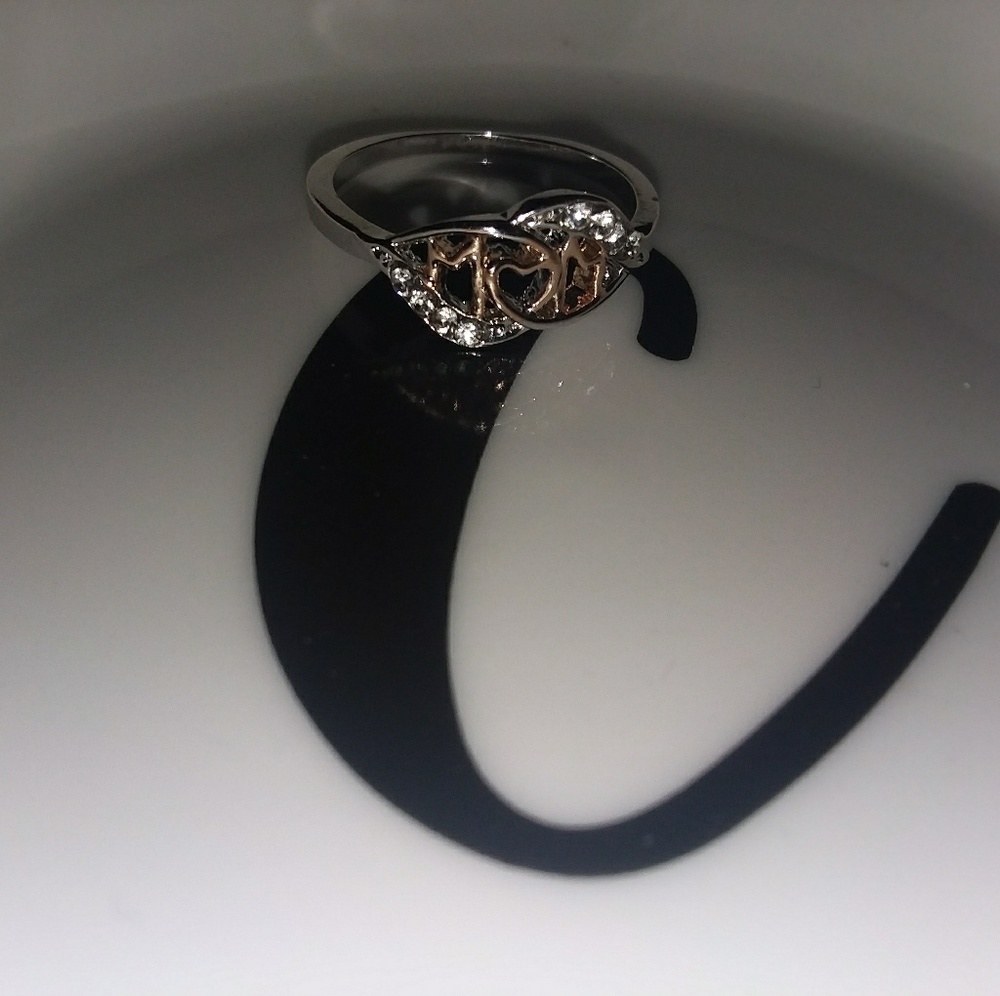 New MOM RING - Picture 2 of 2
